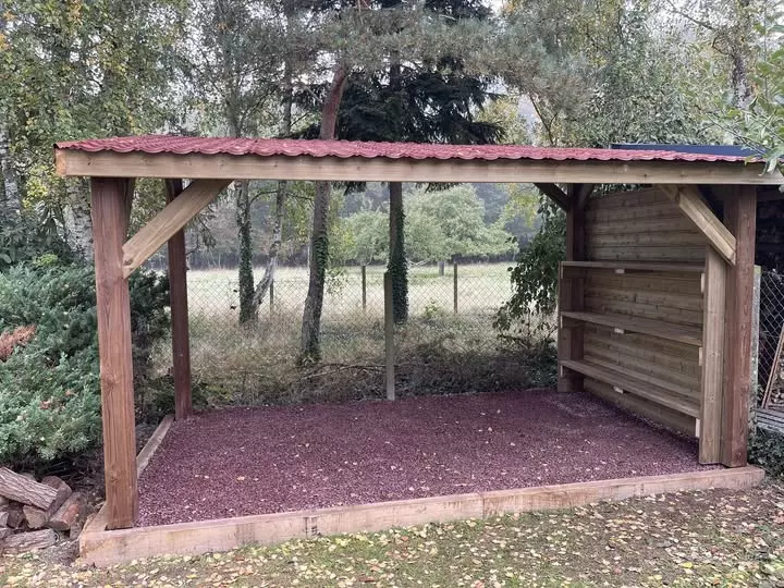 Carport de jardin à Epernon